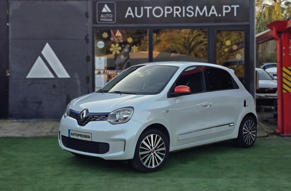 RENAULT Twingo 0.9 TCe Le Coq Sportif EDC