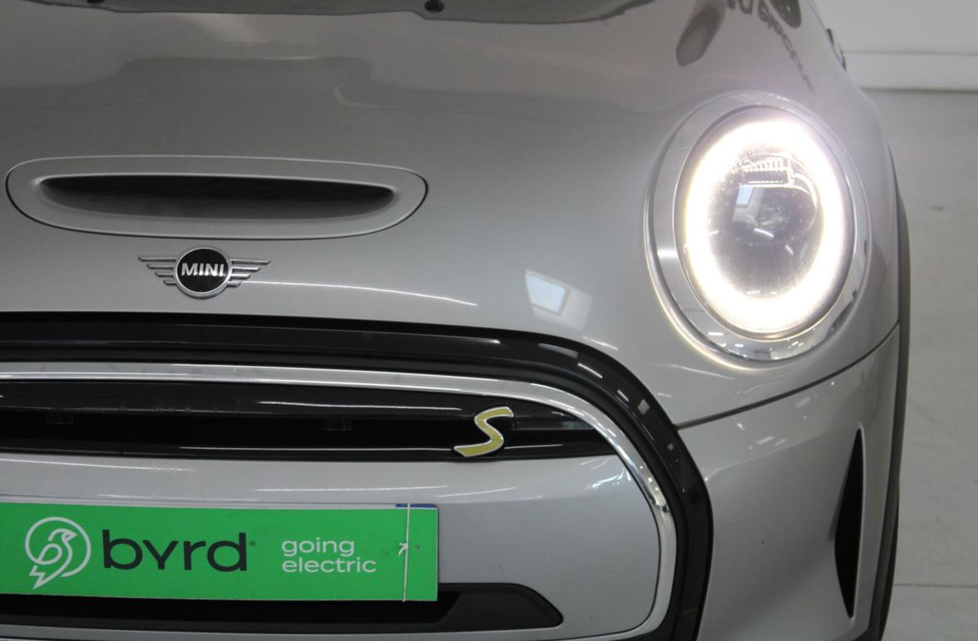 MINI Mini Cooper SE Essential