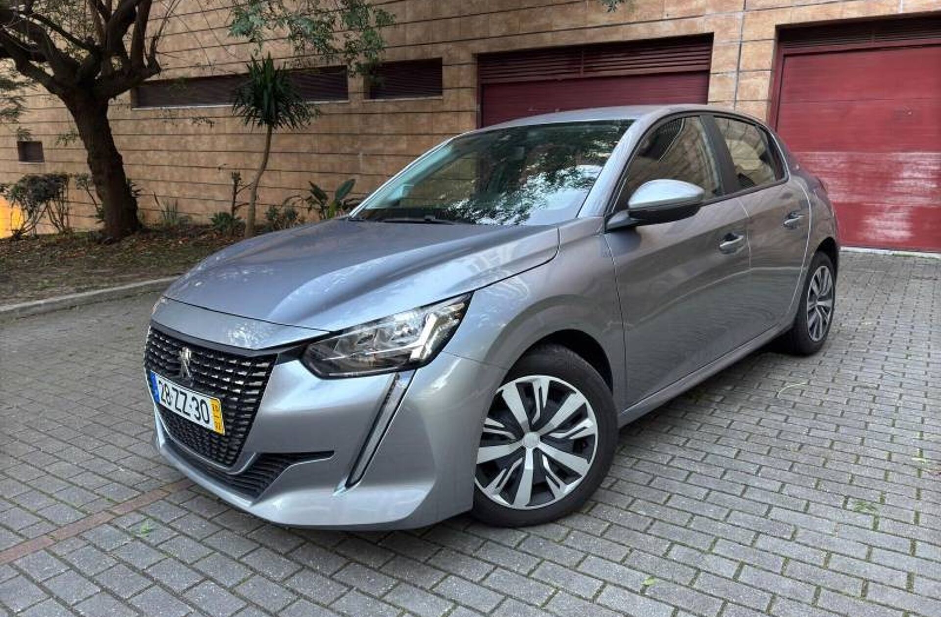 PEUGEOT 208 1.2 PureTech Active