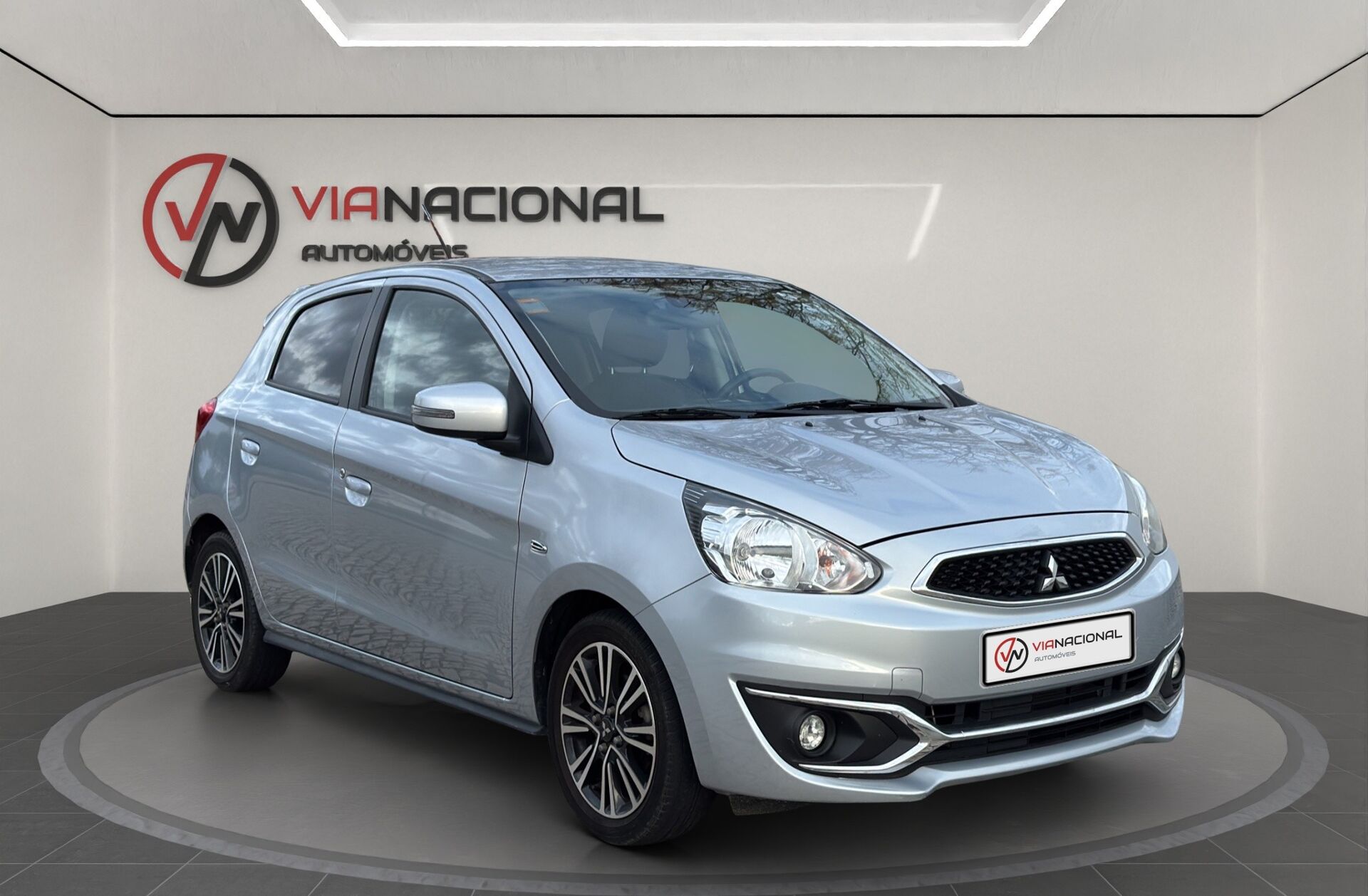 MITSUBISHI Space Star 1.2 Intense Connect Edition