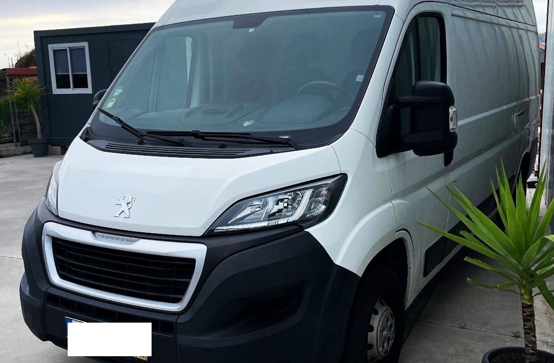 PEUGEOT Boxer 2.2 BlueHDi 335 L3 CD