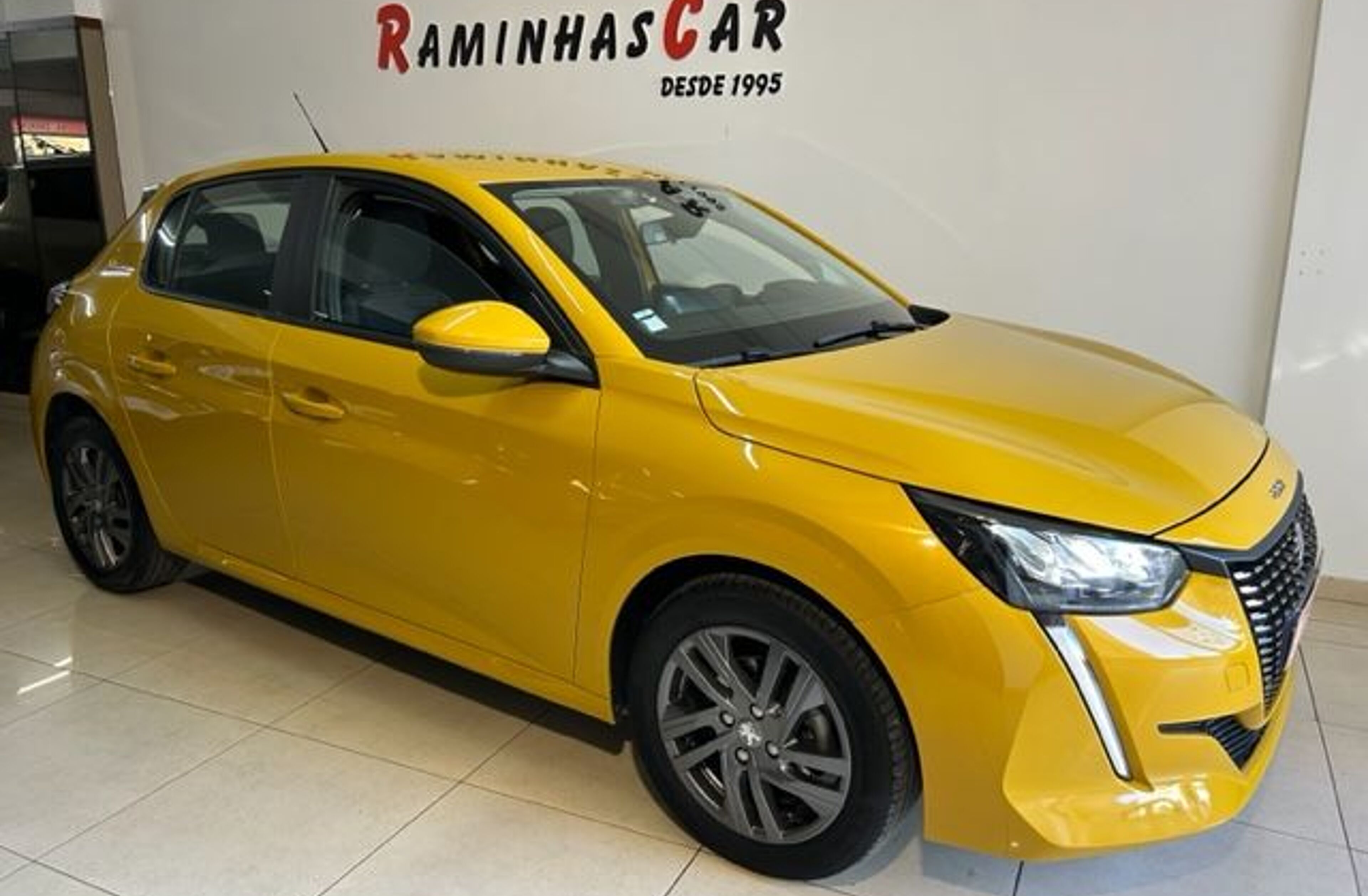 PEUGEOT 208 1.2 PureTech Active