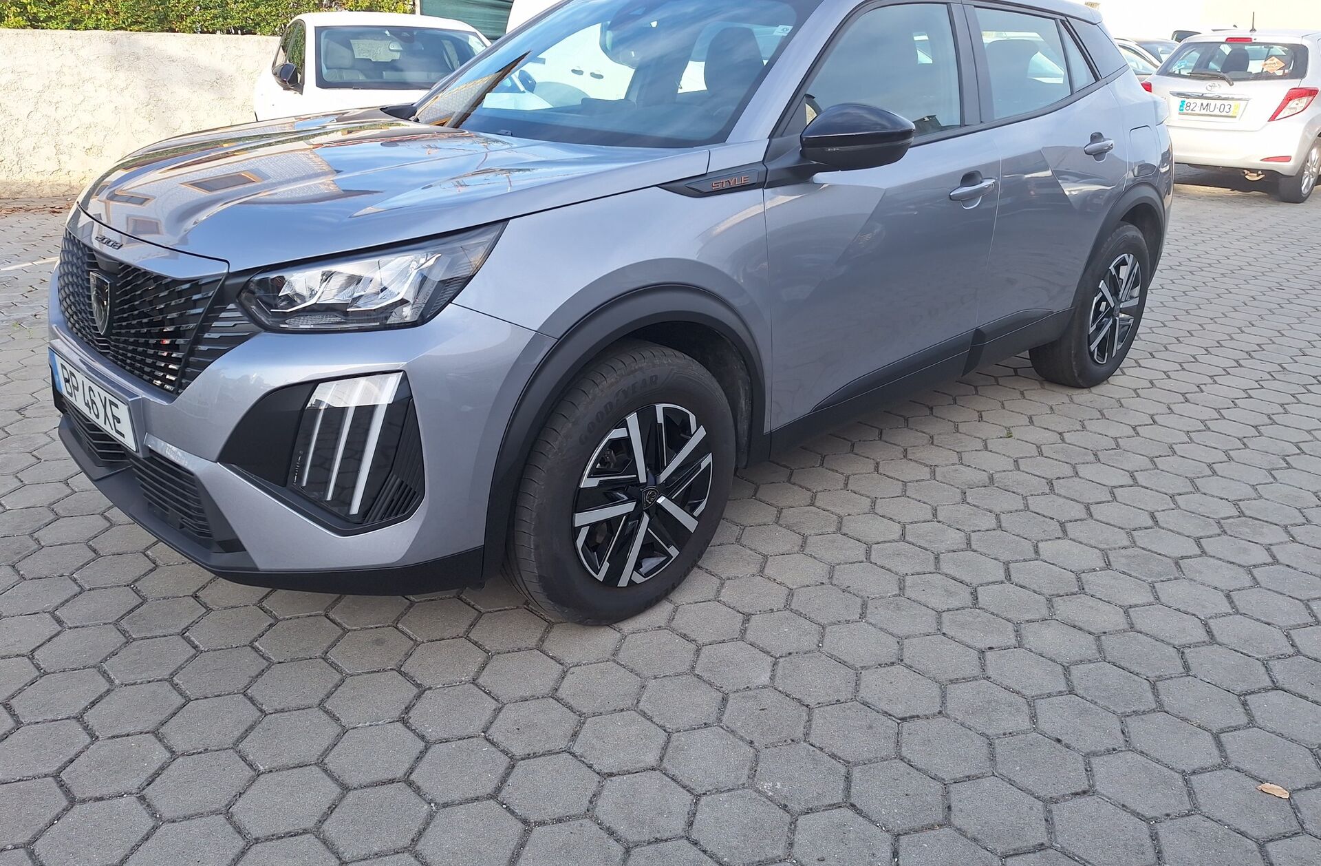 PEUGEOT 2008 e- 54 kWh SE Style