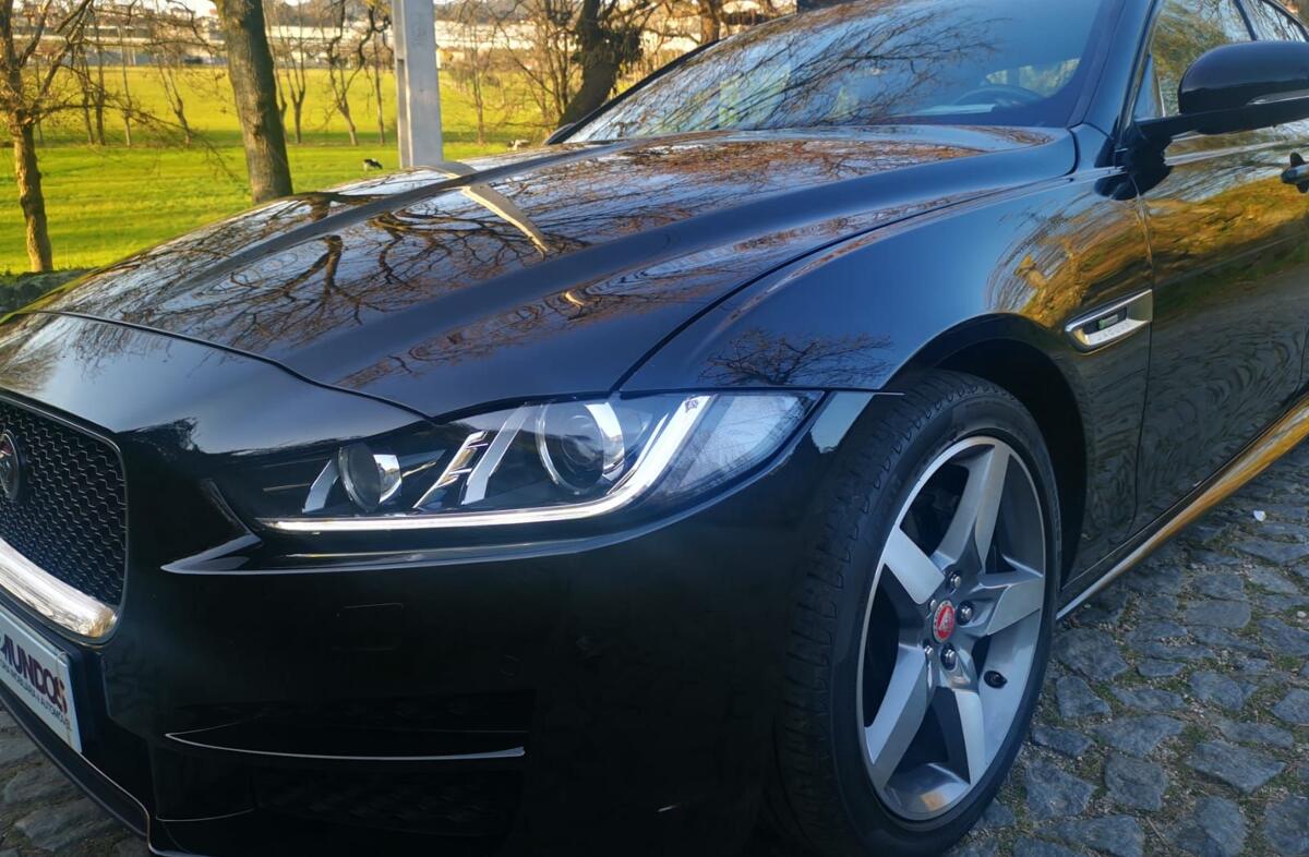 JAGUAR XE 2.0 D R-Sport Aut.
