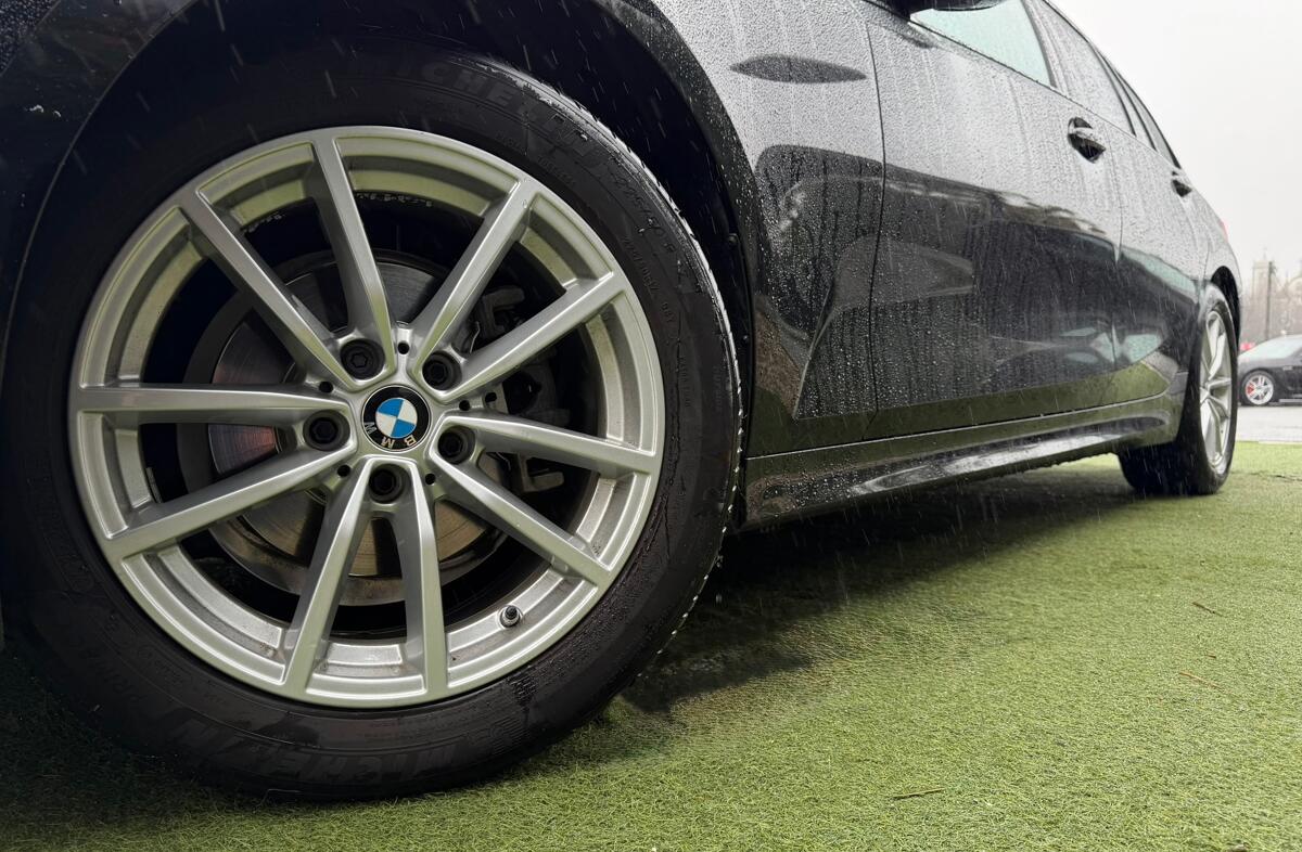 BMW Serie-3 318 d Auto