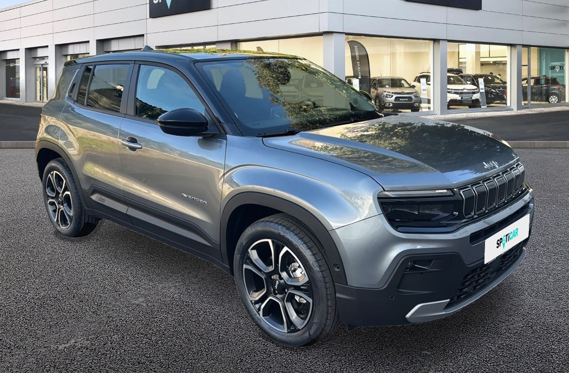 JEEP Avenger 1.2 e-Hybrid Summit DCT