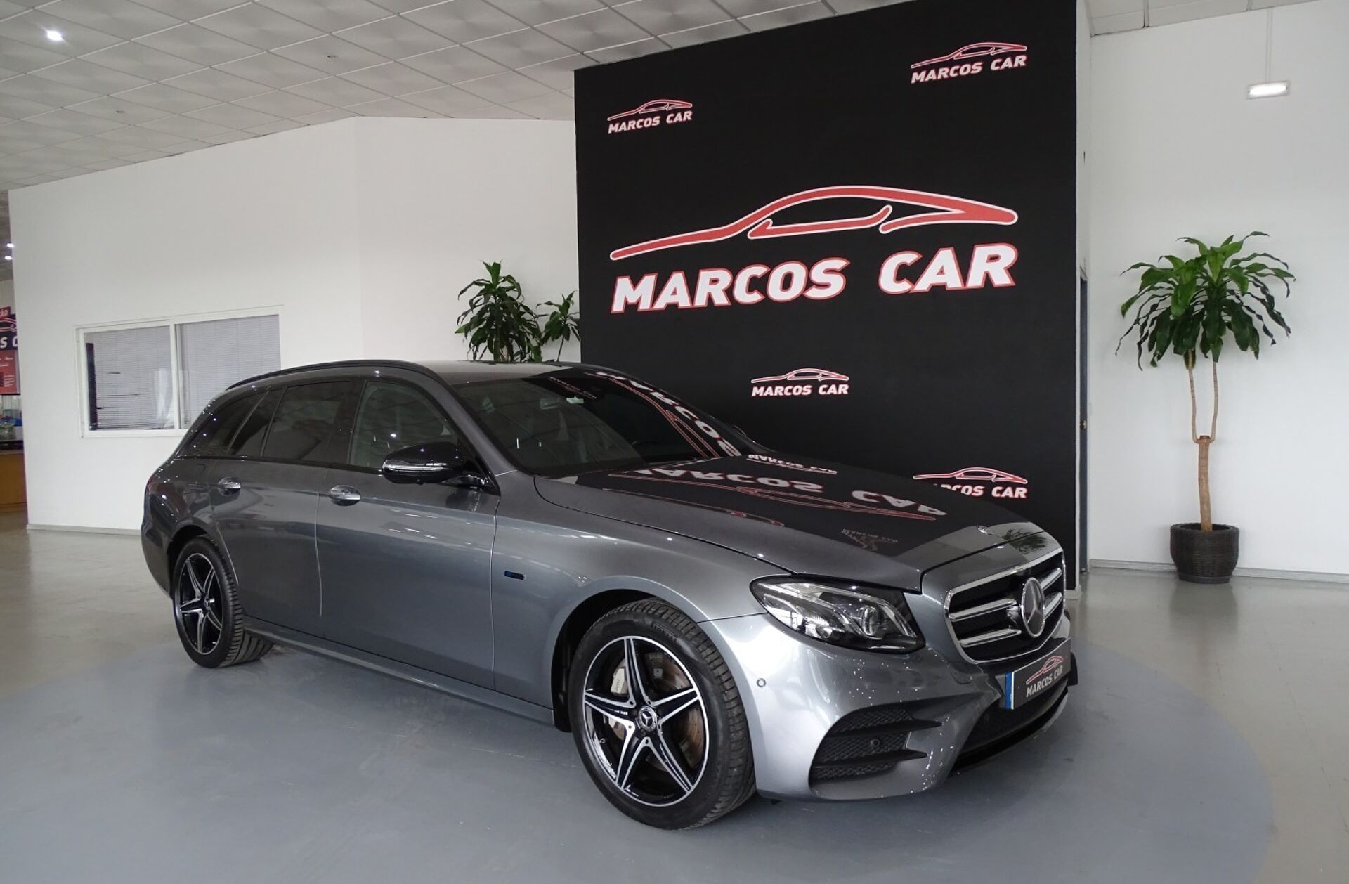 MERCEDES Classe E E 300 e AMG Line