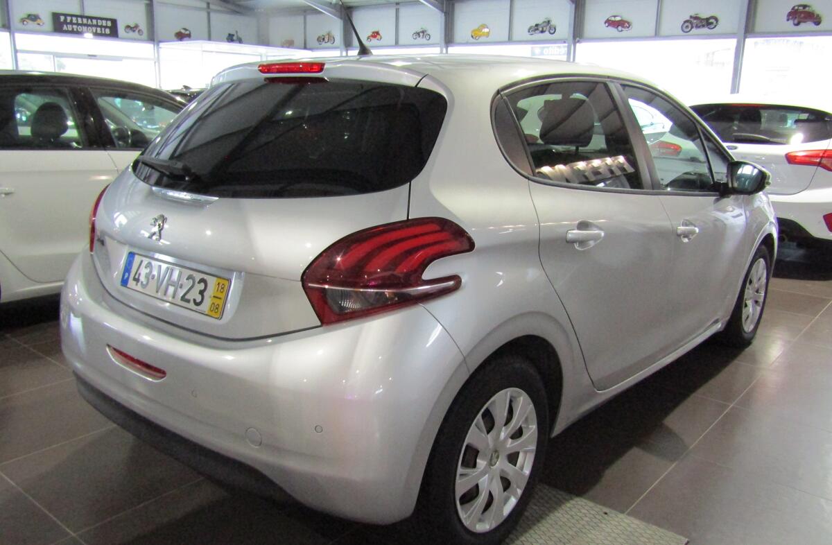 PEUGEOT 208 1.6 BlueHDi Access