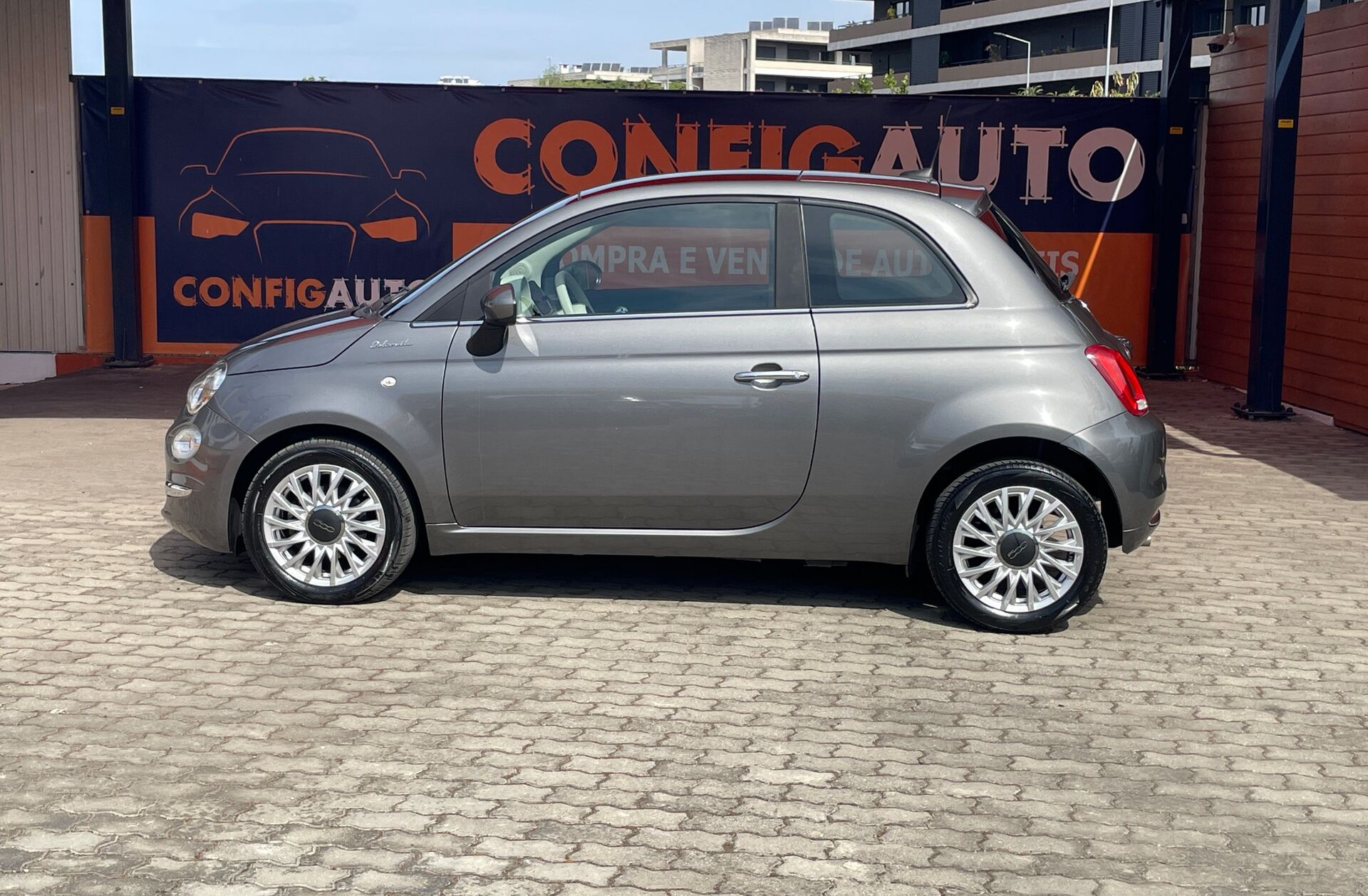 FIAT 500 1.0 Hybrid Dolcevita