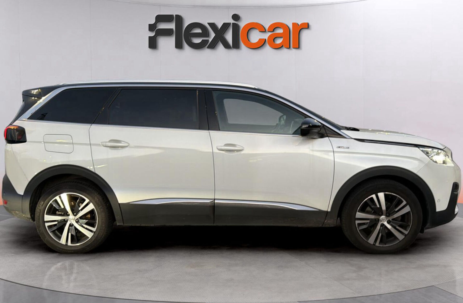 PEUGEOT 5008 1.5 BlueHDi GT Line