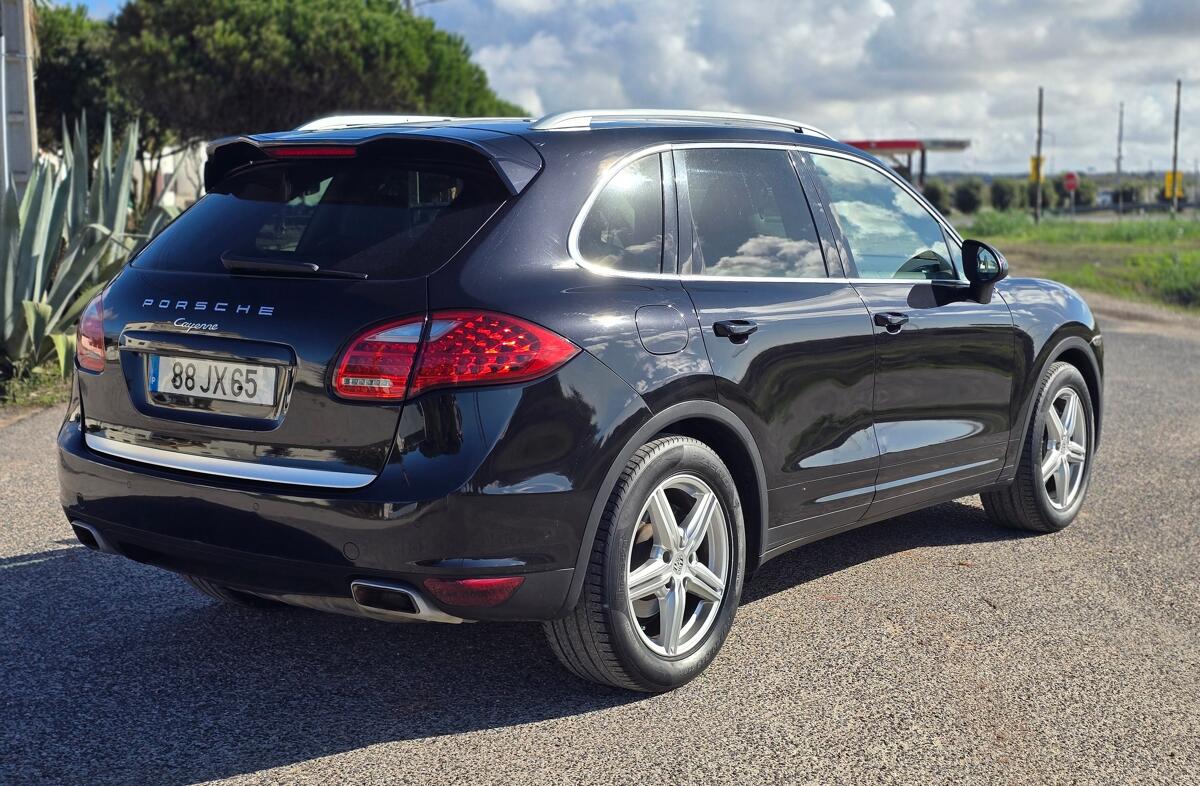 PORSCHE Cayenne Cayenne