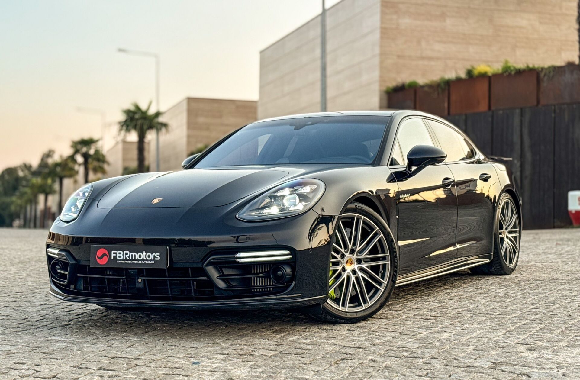 PORSCHE Panamera Turbo S E-Hybrid