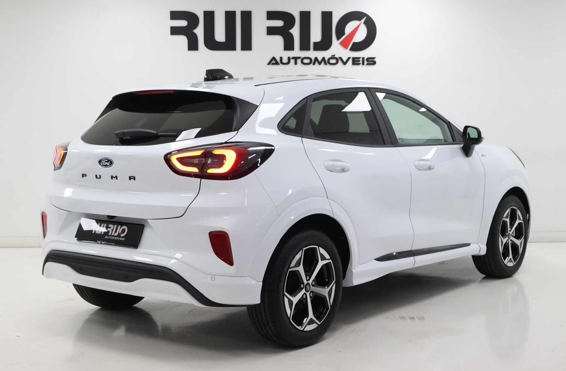 FORD Puma 1.0 EcoBoost mHEV ST-Line