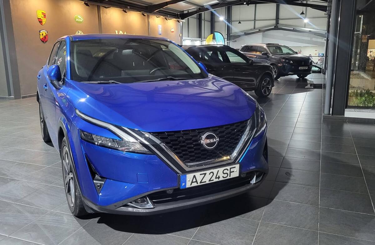 NISSAN Qashqai 1.3 DIG-T N-Connecta Xtronic