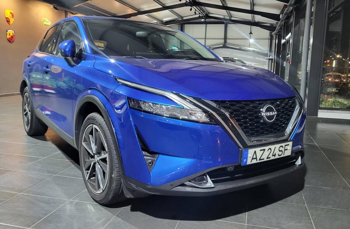 NISSAN Qashqai 1.3 DIG-T N-Connecta Xtronic