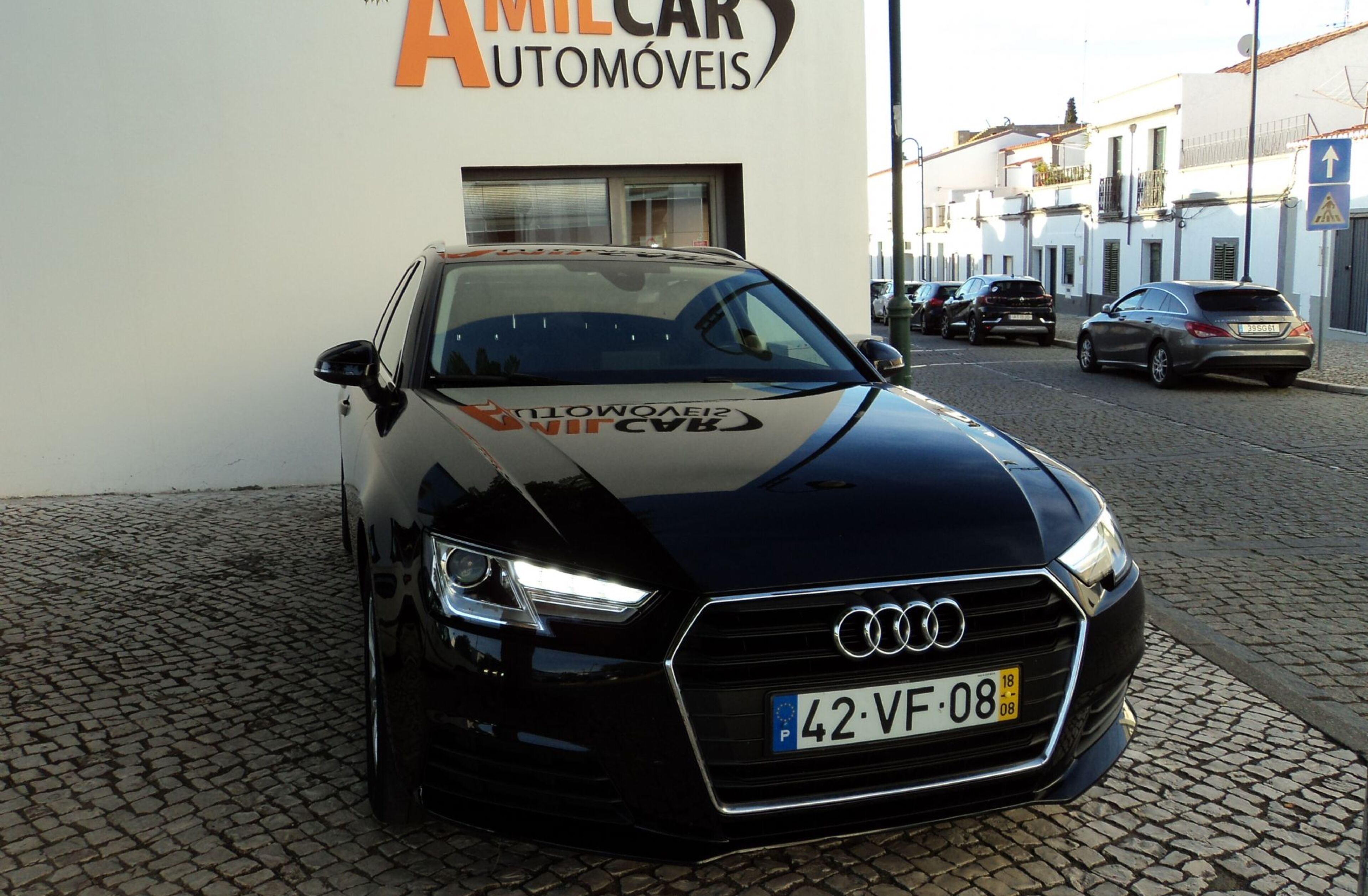 AUDI A4 2.0 TDi S Tronic