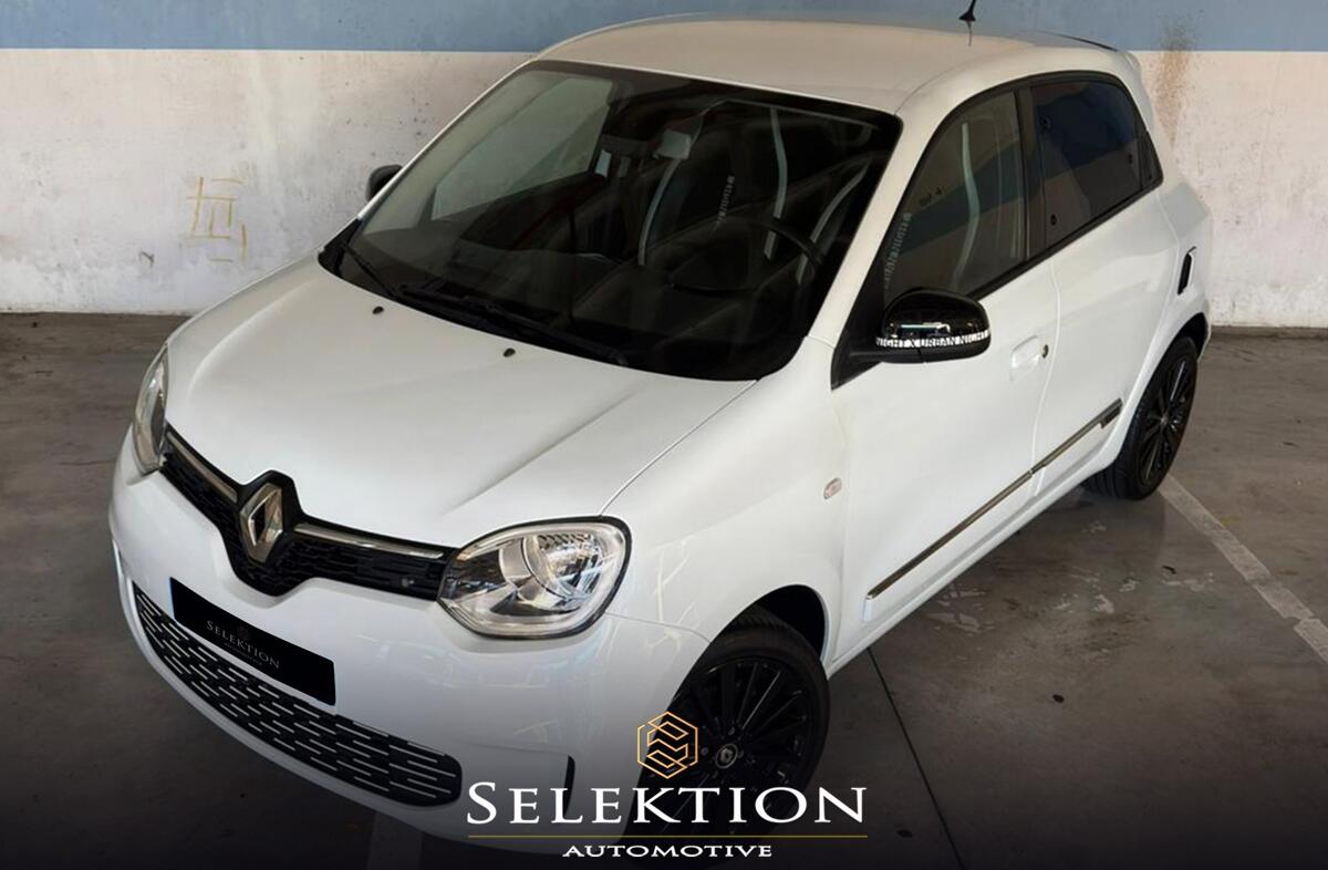 RENAULT Twingo E-Tech. 22 Urban Night