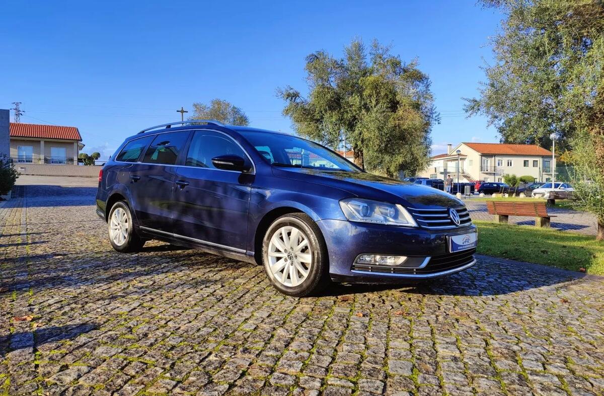 VOLKSWAGEN Passat 2.0 TDi Confortline