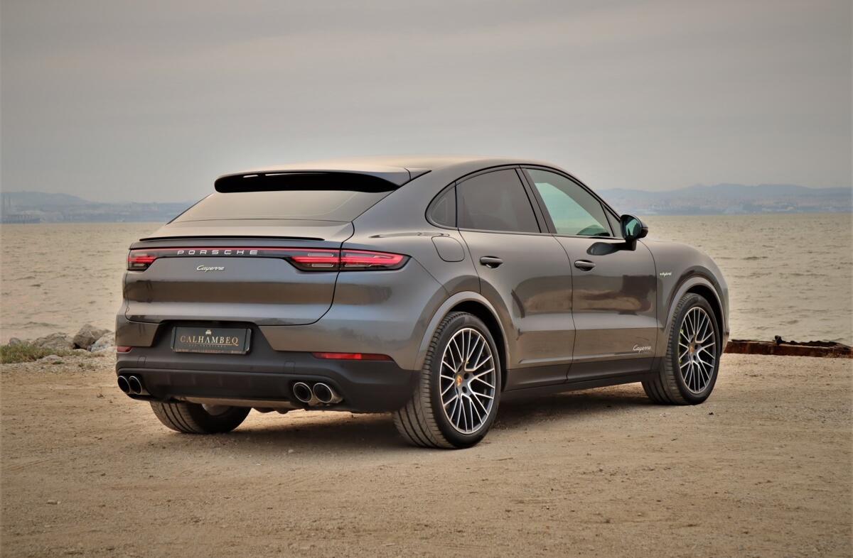 PORSCHE Cayenne E-Hybrid