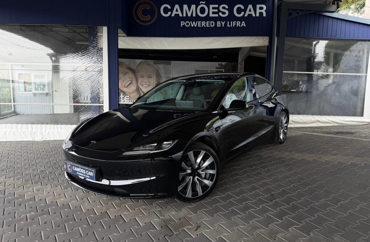 TESLA Model 3 Long Range Tração Traseira