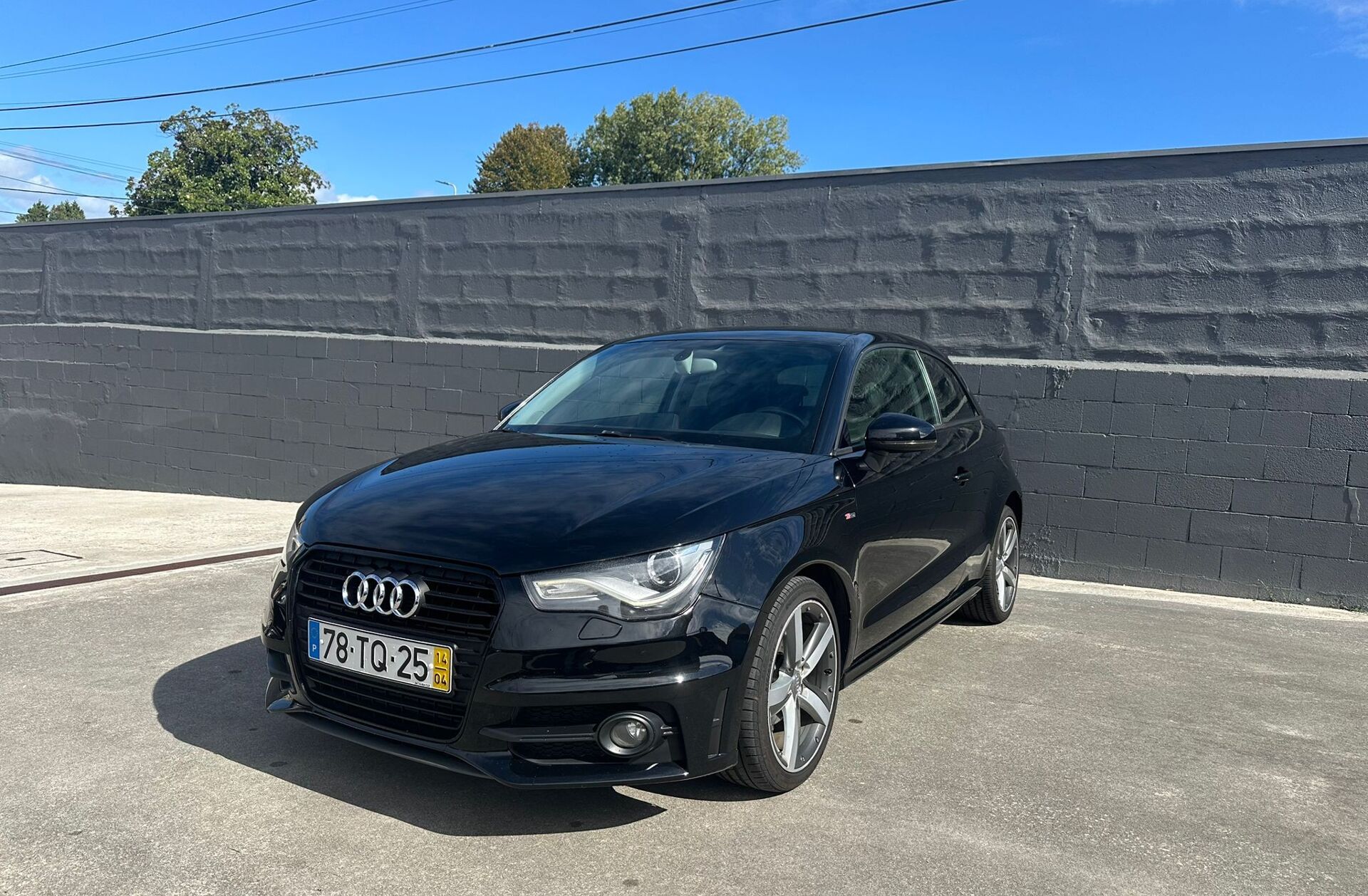 AUDI A1 1.6 TDi S-line