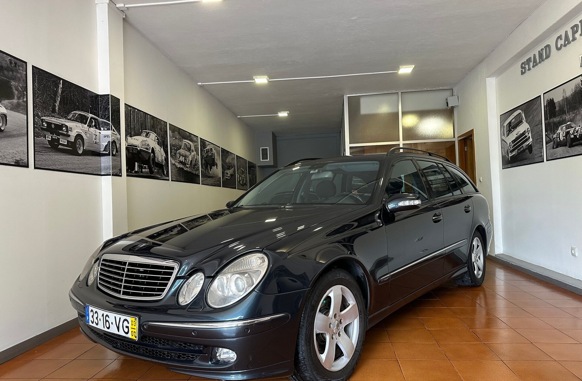 MERCEDES Classe E E 220 CDi Avantgarde Aut.