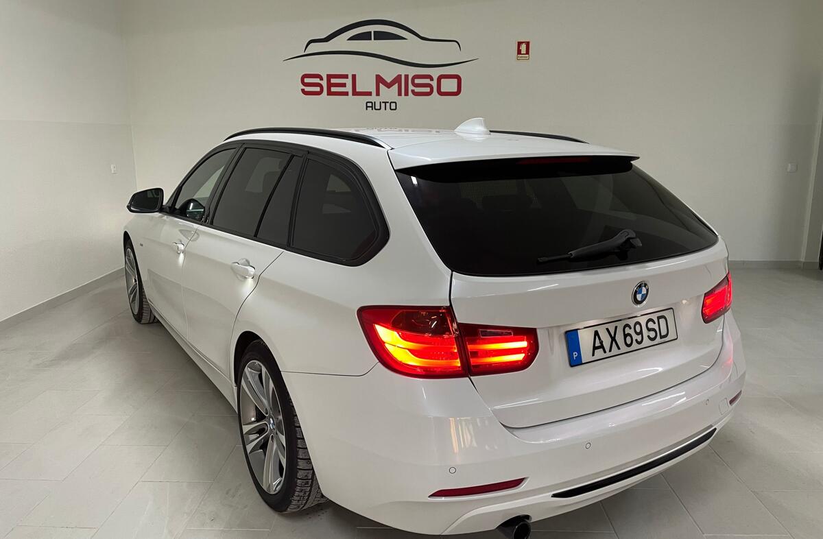 BMW Serie-3 320 d Touring Auto Line Sport