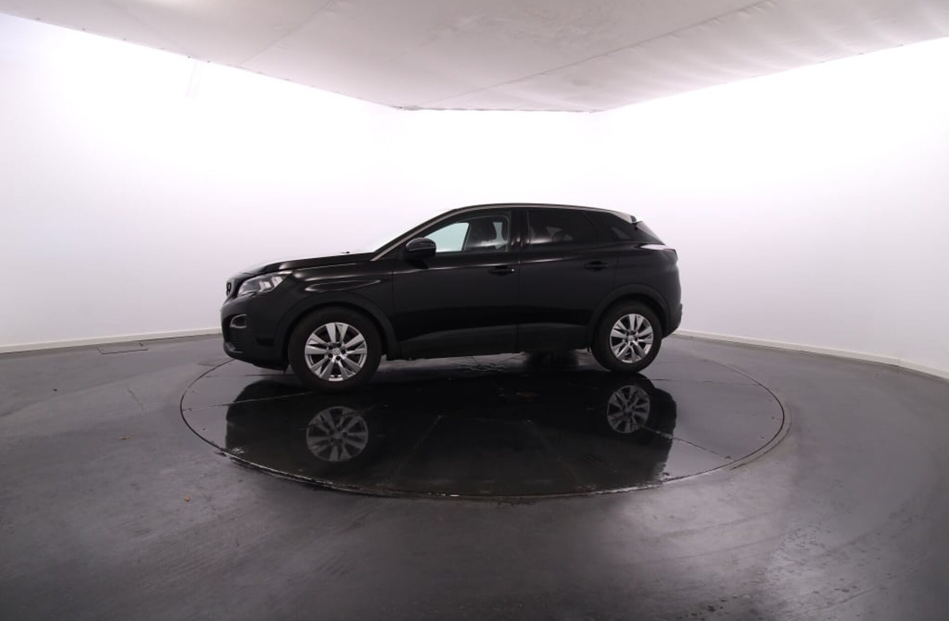 PEUGEOT 3008 1.5 BlueHDi Active