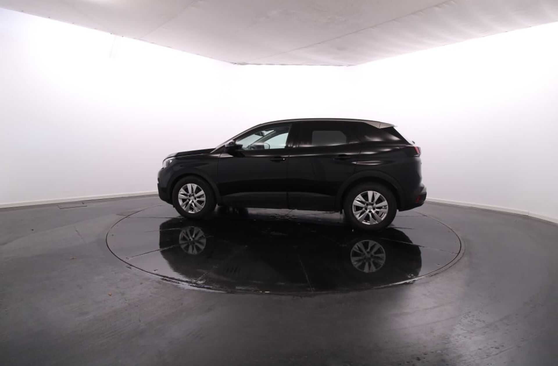 PEUGEOT 3008 1.5 BlueHDi Active