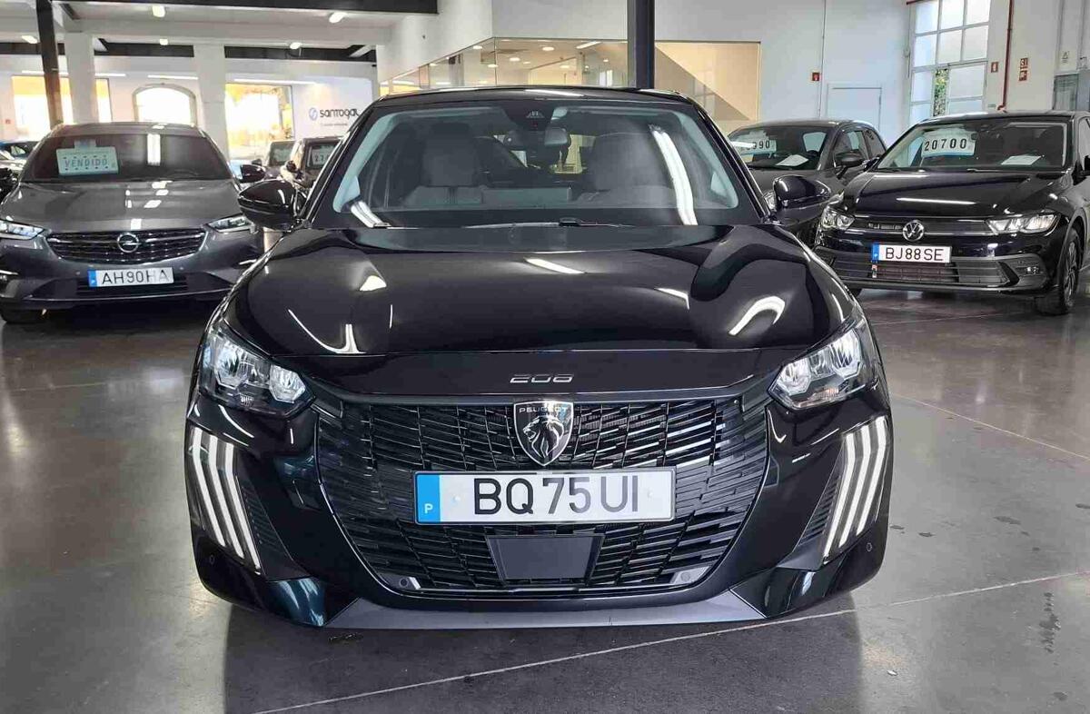 PEUGEOT 208 e- 51 kWh GT