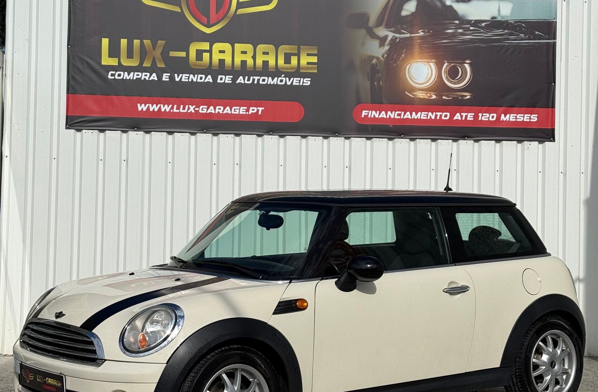 MINI Mini D