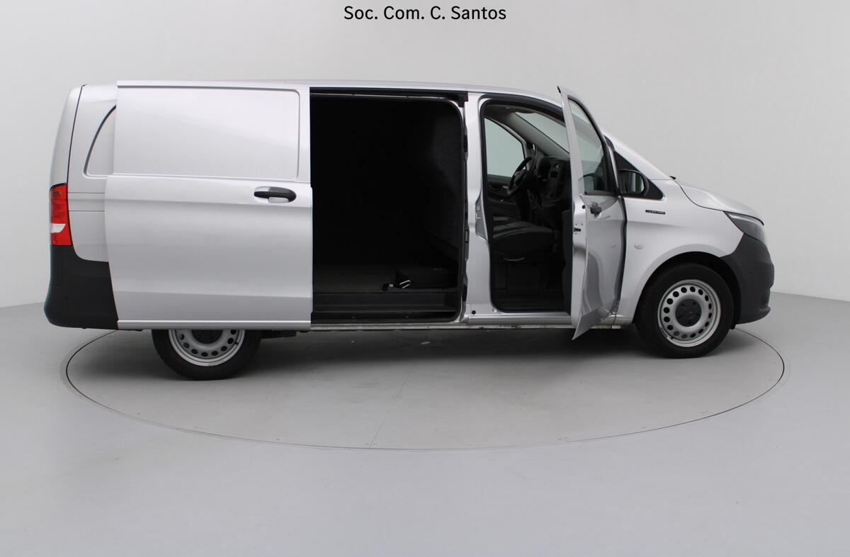 MERCEDES Vito e 111/32