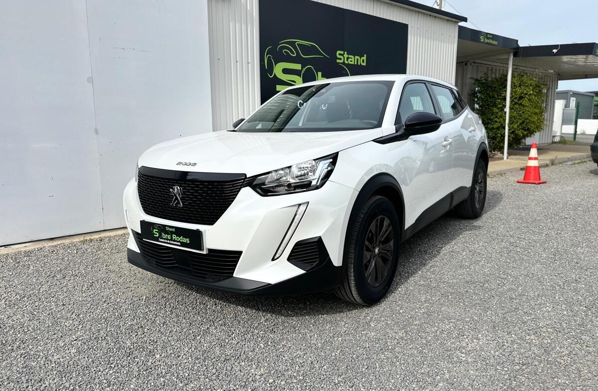 PEUGEOT 2008 1.2 PureTech Active