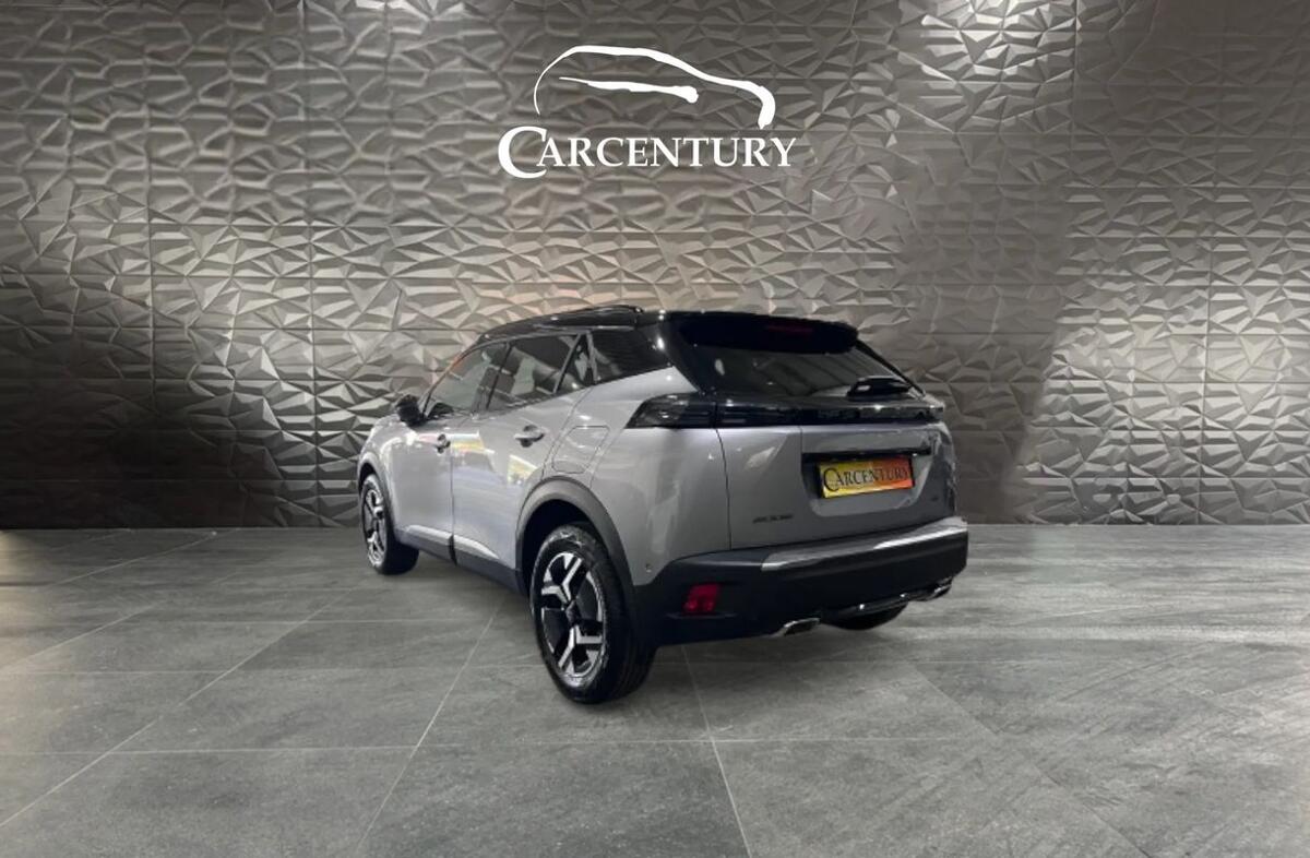 PEUGEOT 2008 1.2 PureTech GT EAT8