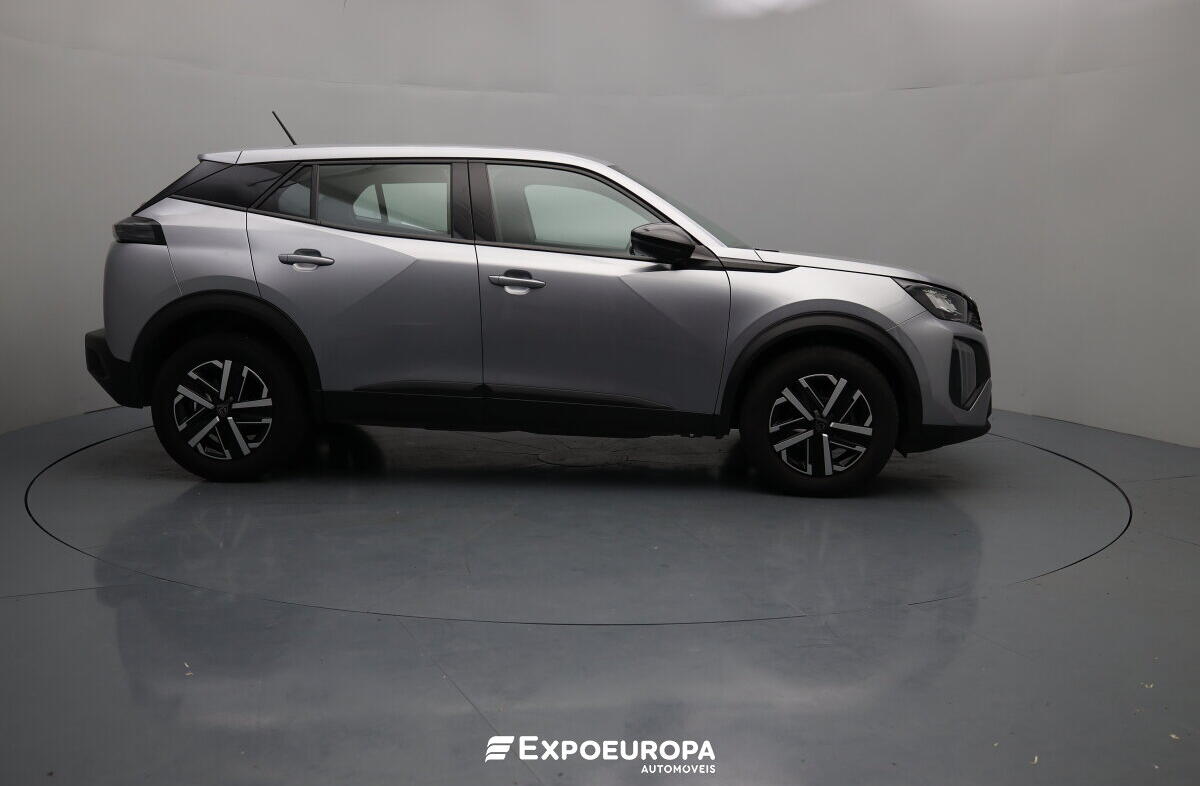 PEUGEOT 2008 1.2 PureTech Active Pack