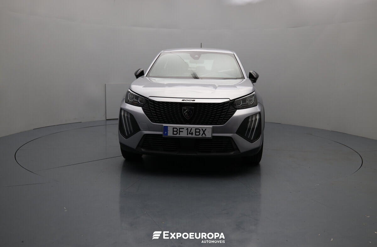 PEUGEOT 2008 1.2 PureTech Active Pack