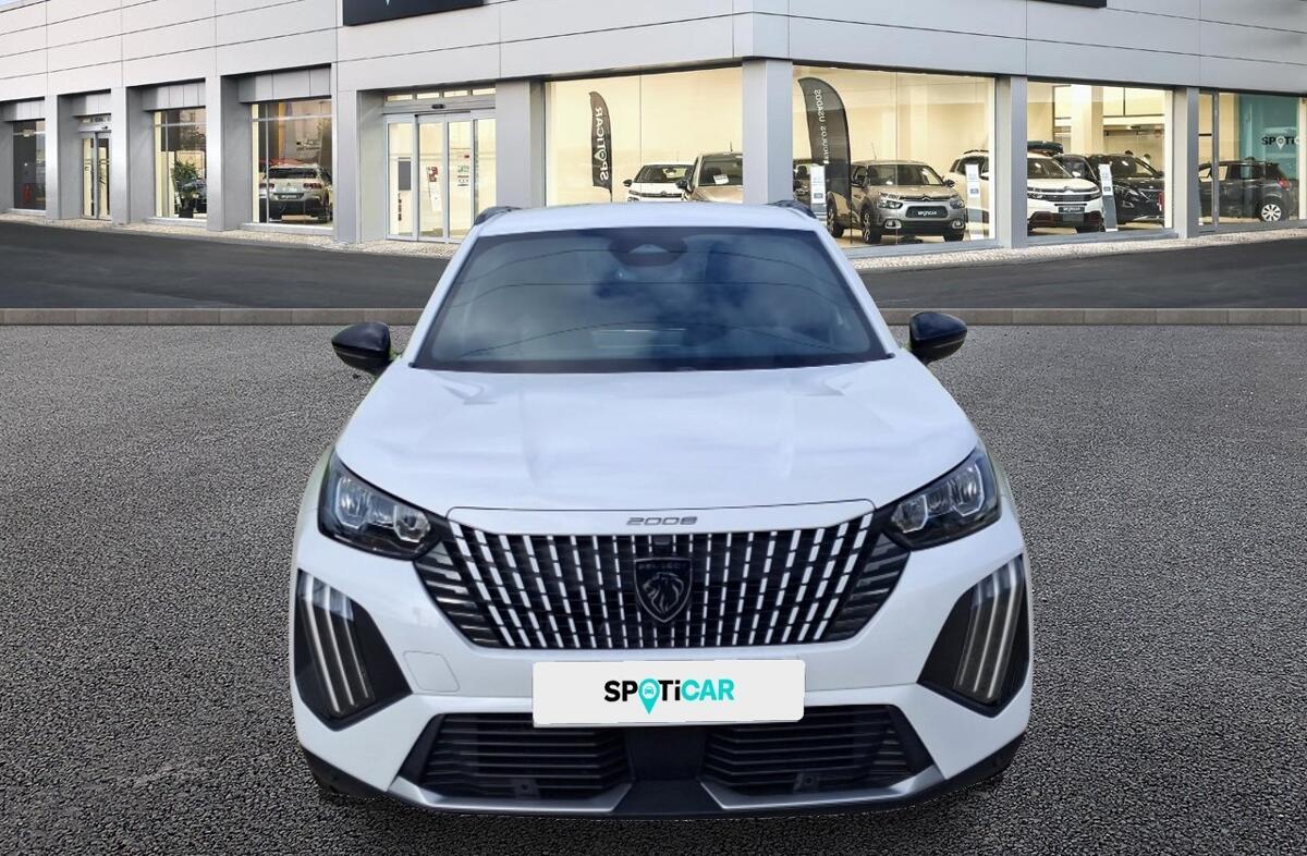 PEUGEOT 2008 1.2 PureTech Allure