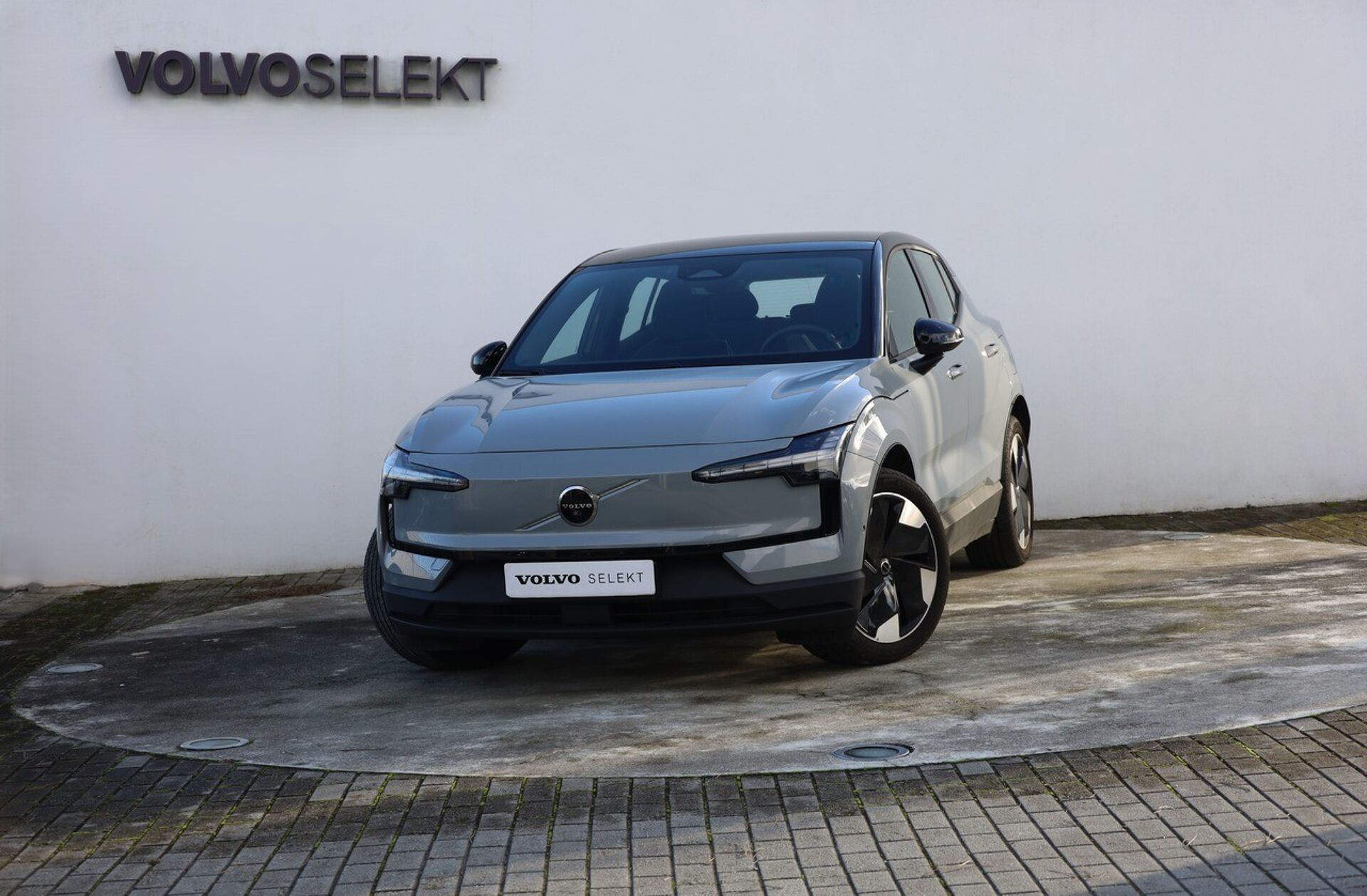 VOLVO EX30 69 kWh Twin Motor Ultra