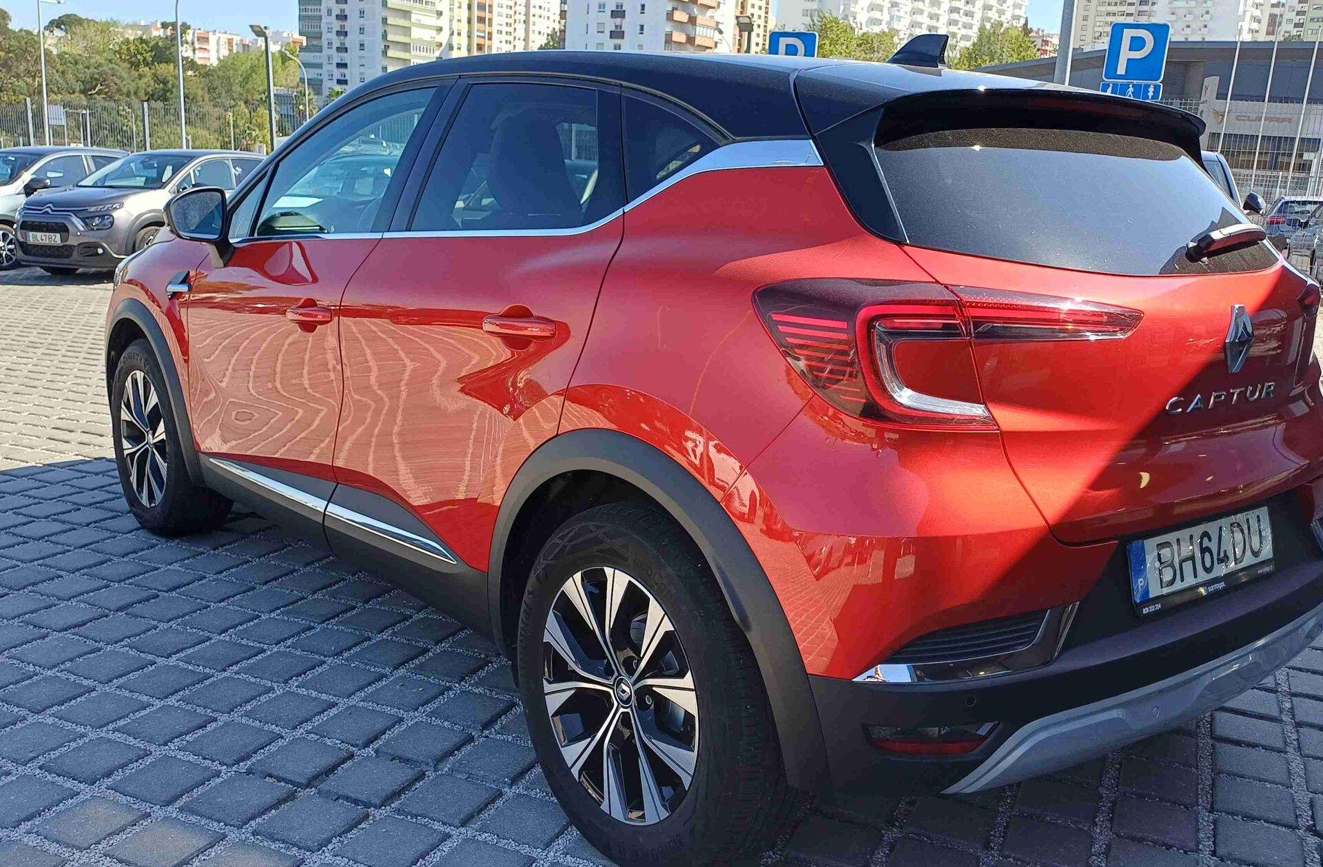 RENAULT Captur 1.0 TCe Techno