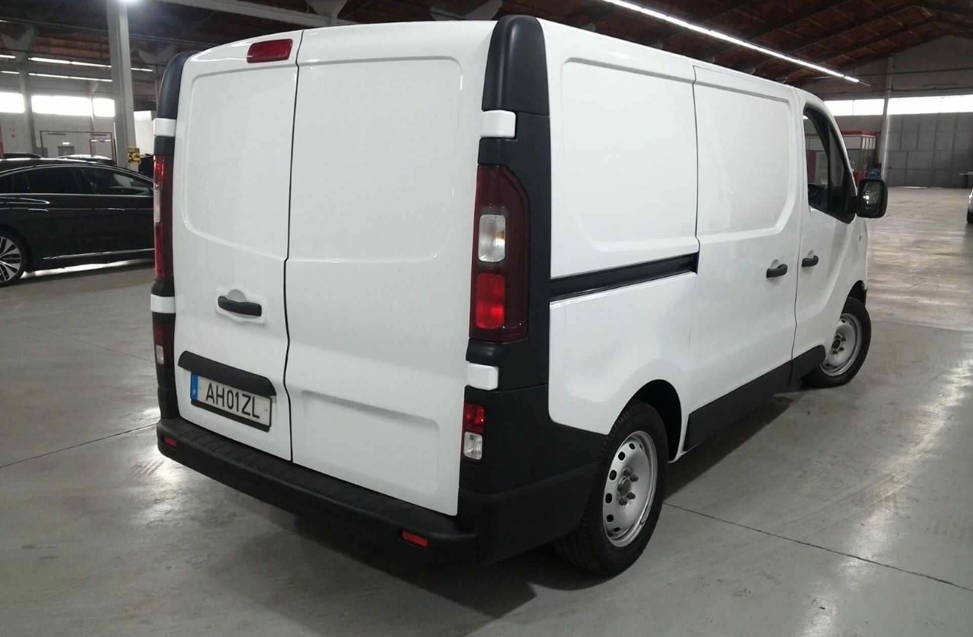 RENAULT Trafic 2.0 Blue dCi L1H1