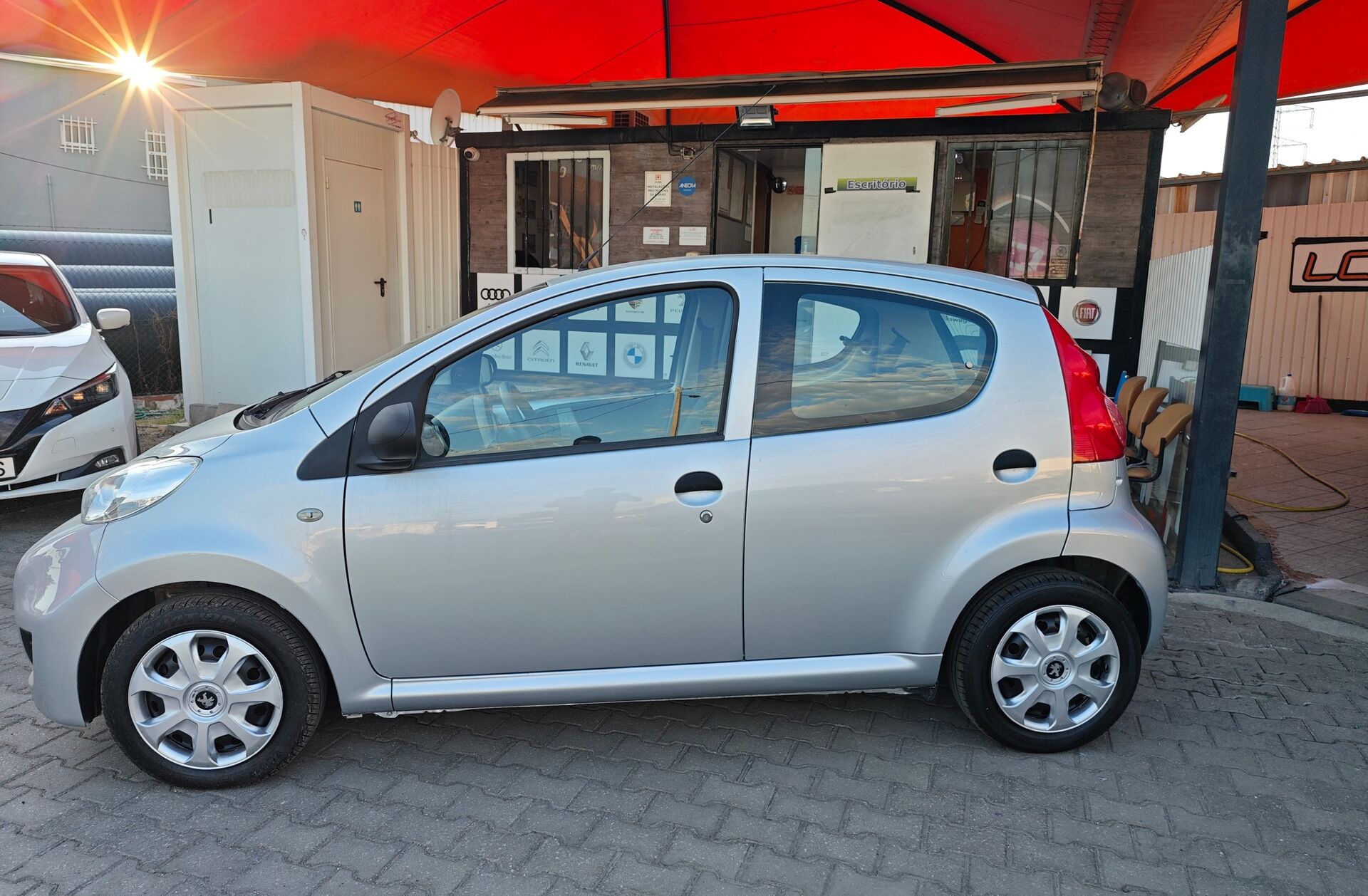 PEUGEOT 107 1.0 Active