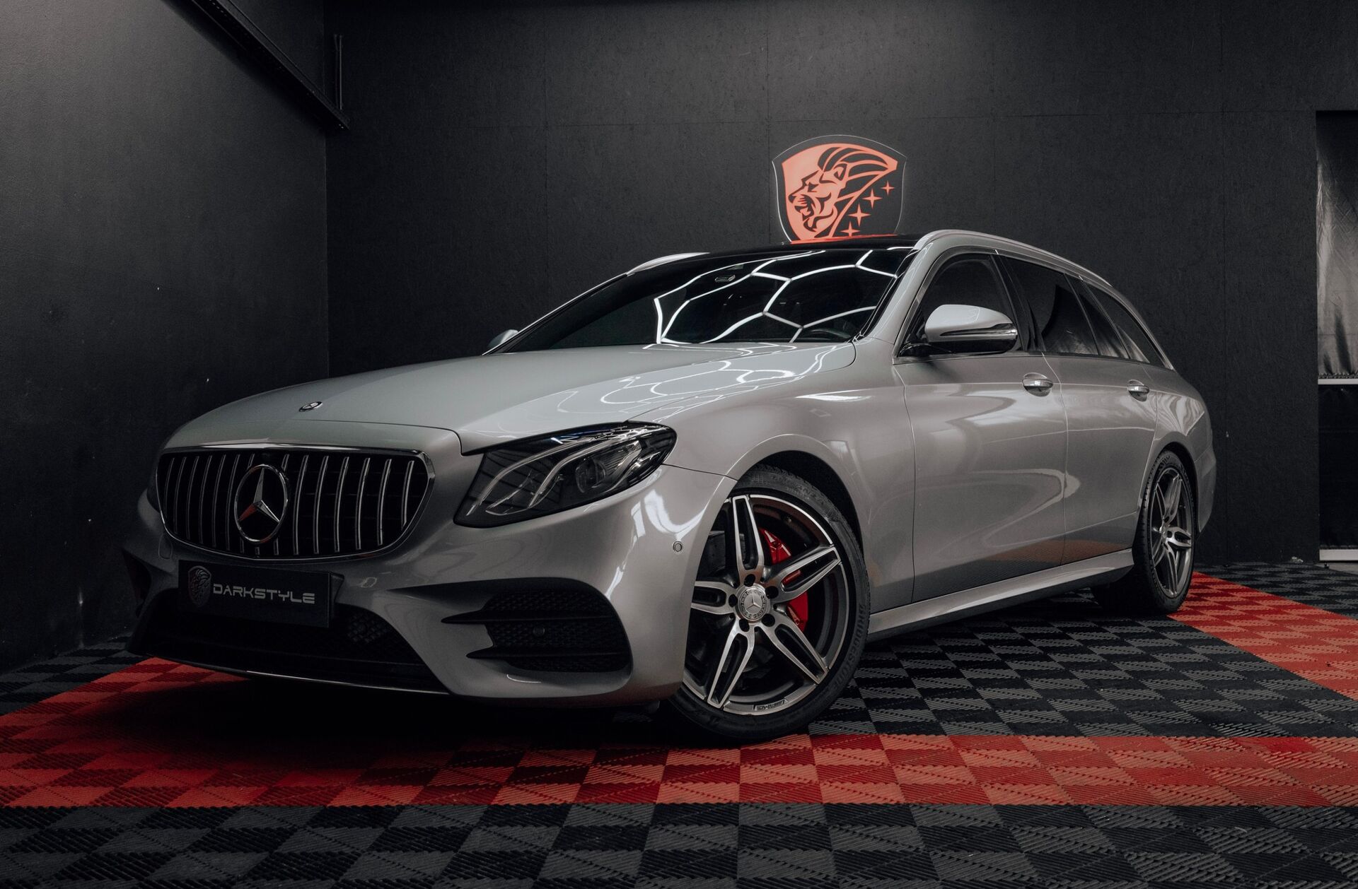 MERCEDES Classe E E 220 d AMG