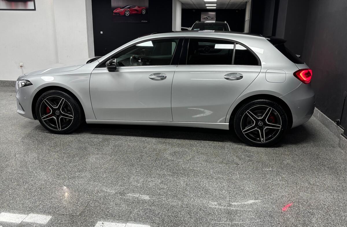 MERCEDES Classe A A 250 e AMG Line