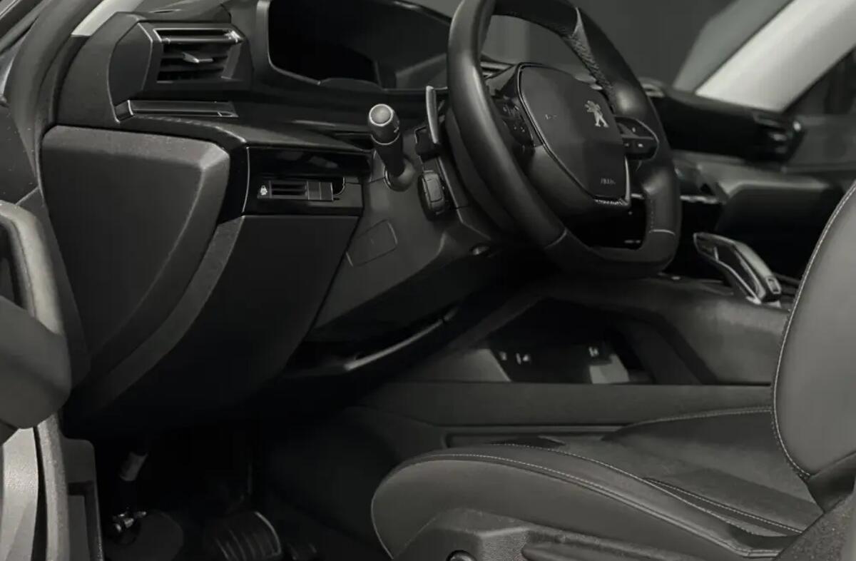 PEUGEOT 508 SW 1.5 BlueHDi Allure EAT8