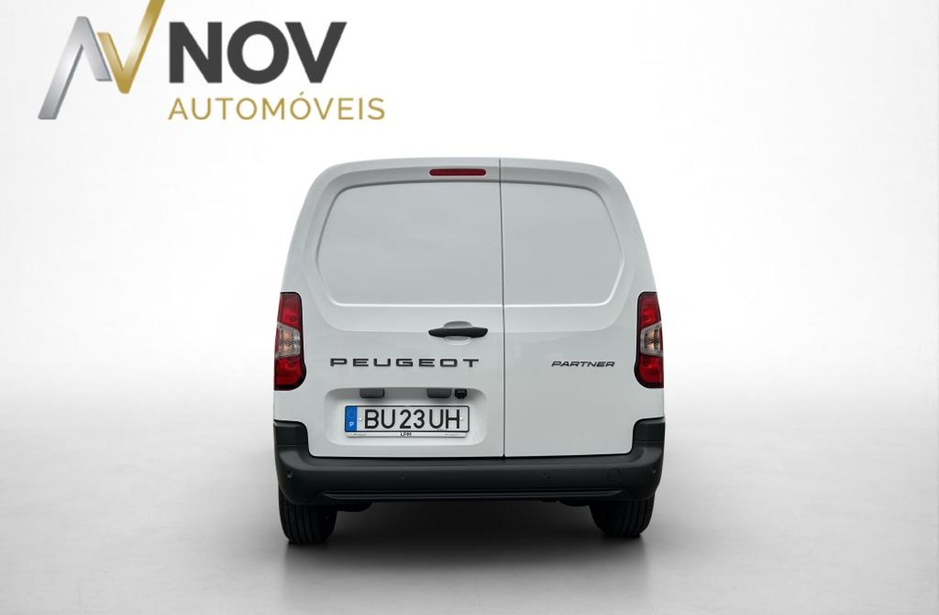 PEUGEOT Partner 1.5 BlueHDi Standard EAT8