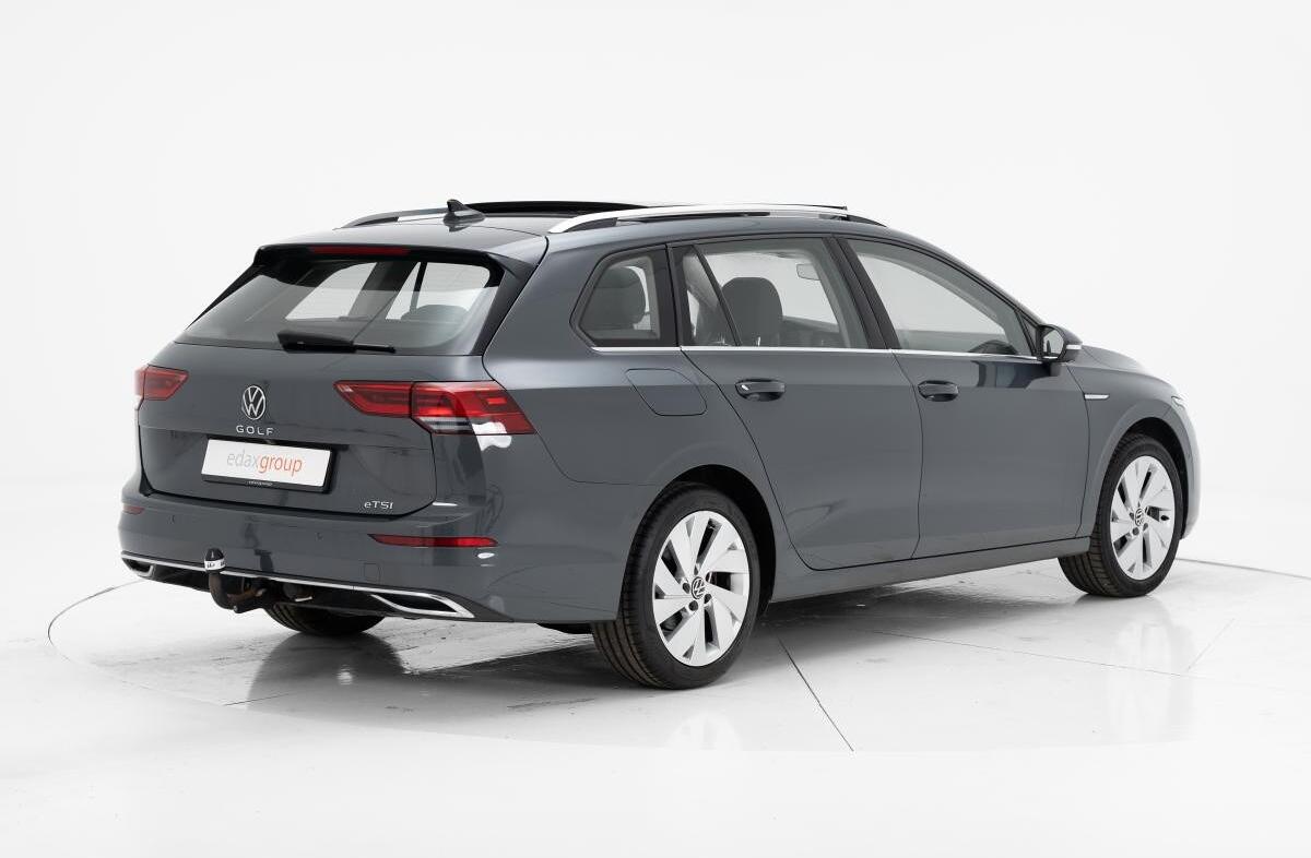 VOLKSWAGEN Golf 1.5 eTSI Style DSG