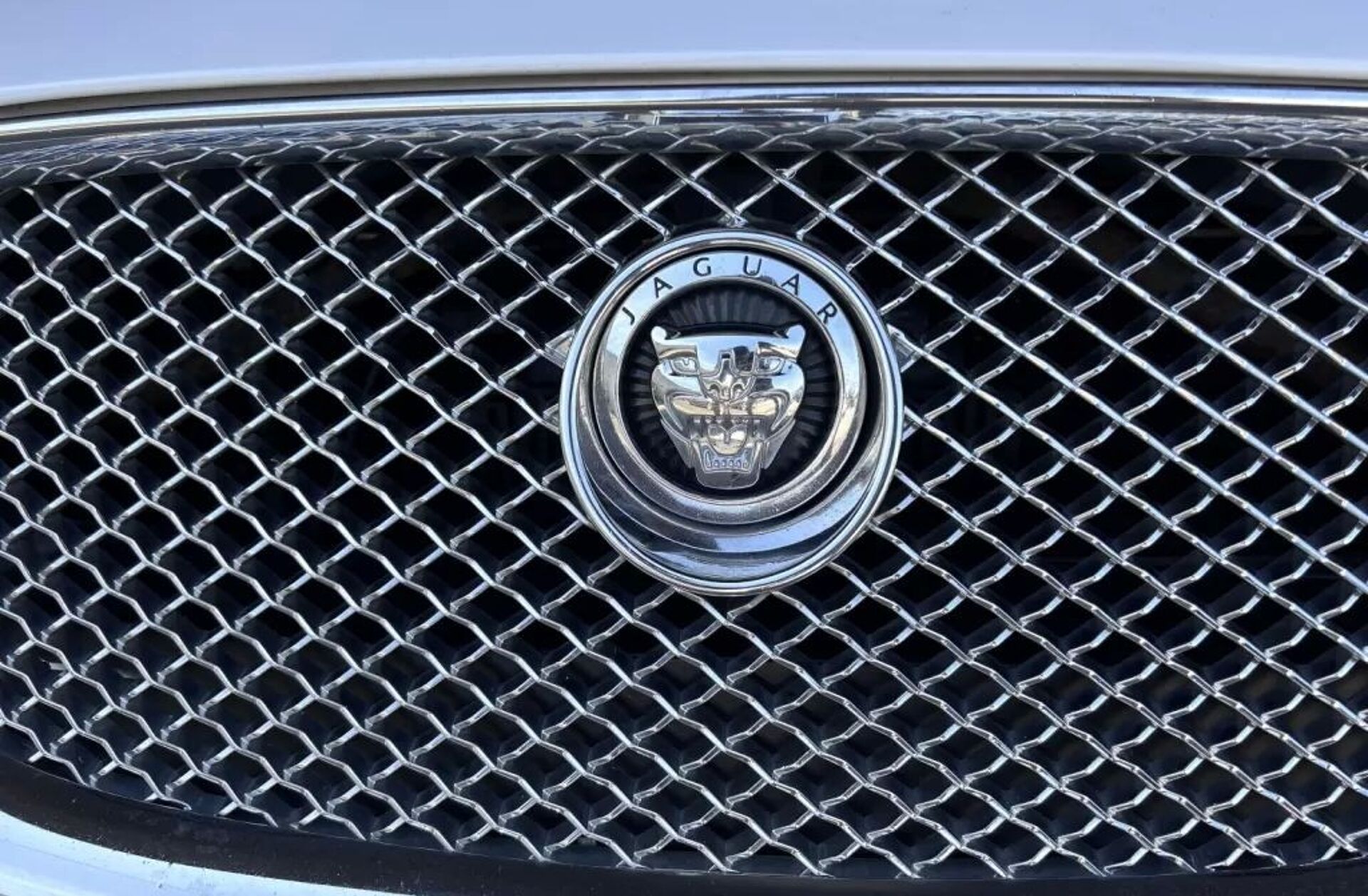 JAGUAR XF 2.2 D Luxury