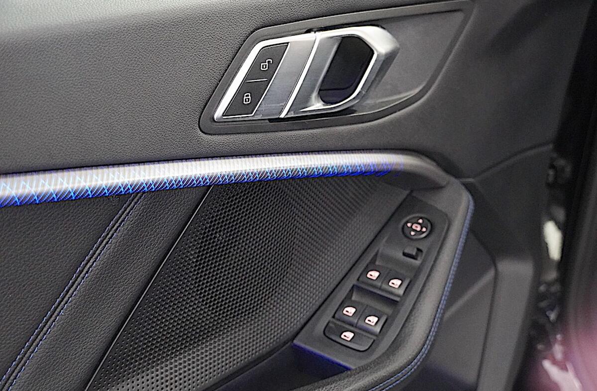 BMW Serie-1 118 i Pack Desportivo M Auto