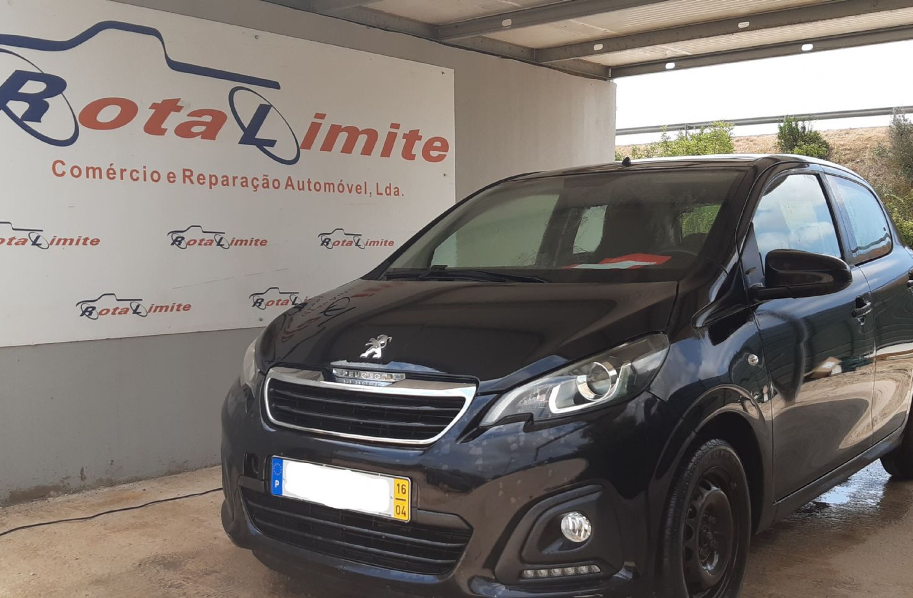 PEUGEOT 108 vti