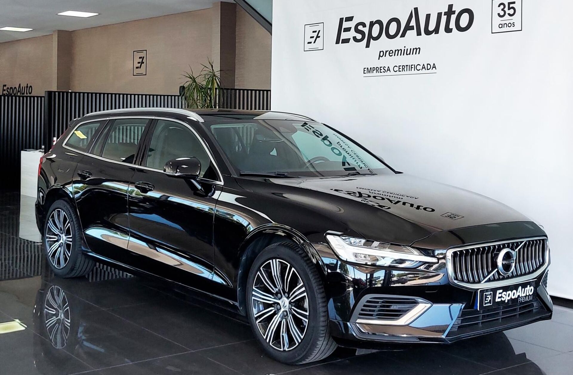 VOLVO V60 2.0 T6 AWD TE Inscription Expression